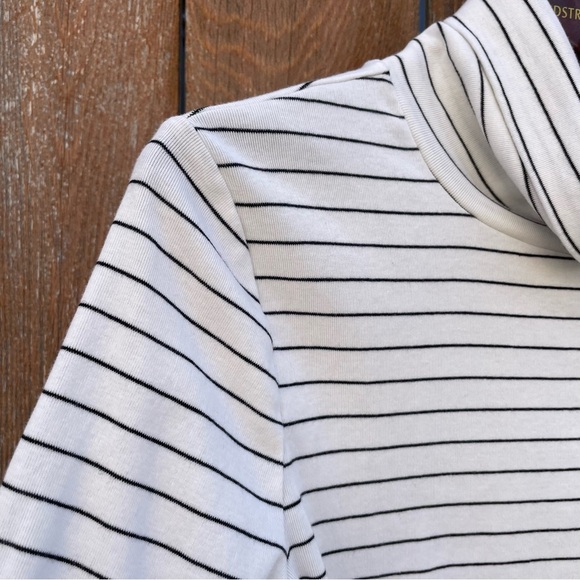 A NEW DAY Women’s White Black Stripe Elbow Sleeve Turtleneck Shirt Size Large - Picture 5 of 12